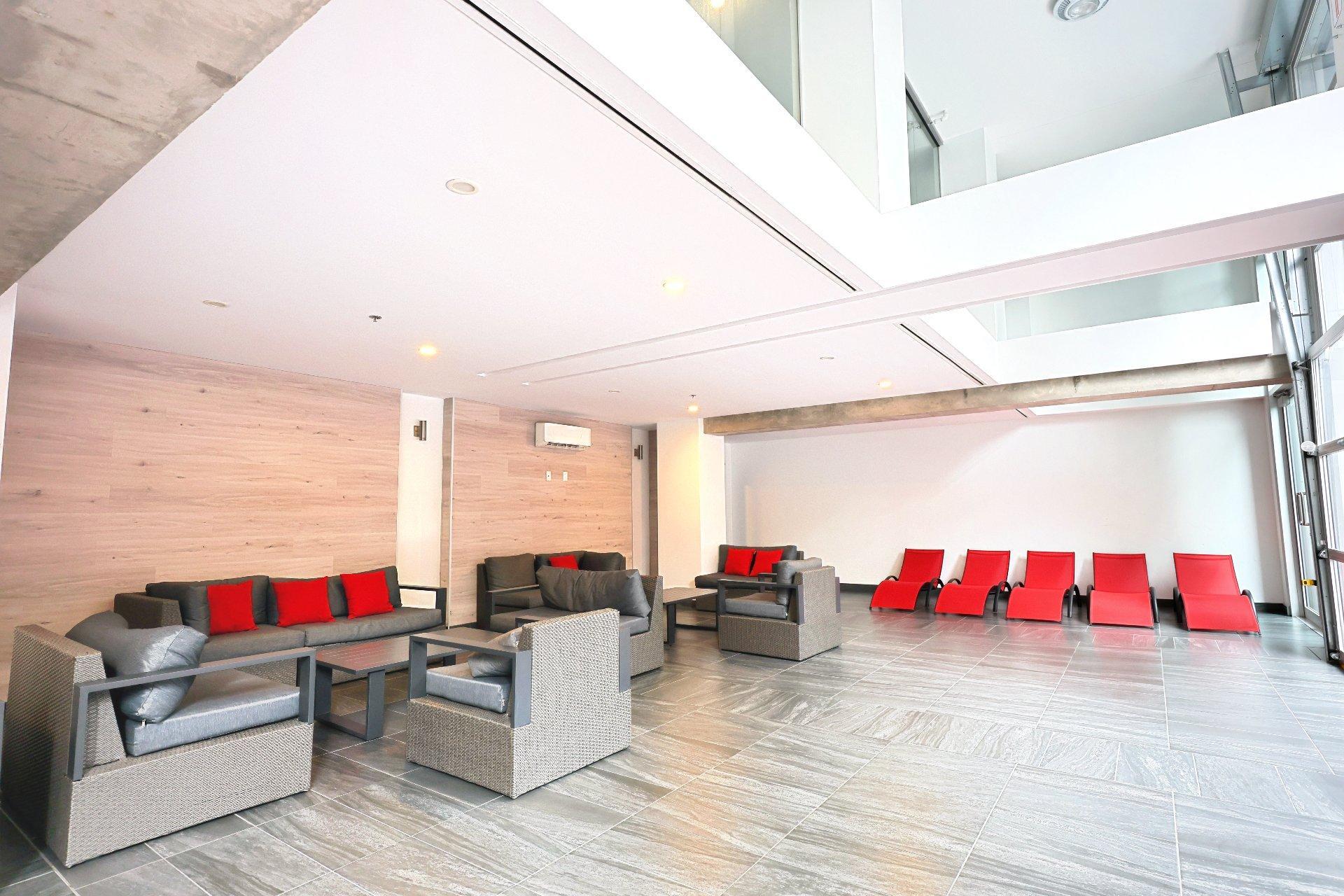 









2117


Rue Tupper

, 701,
Montréal (Ville-Marie),




QC
H3H0B2

