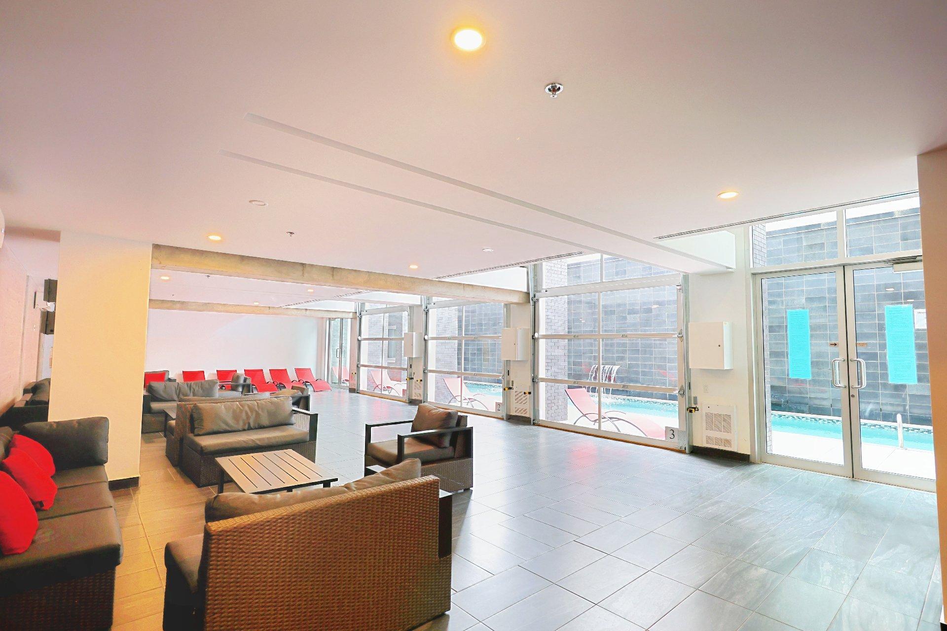 









2117


Rue Tupper

, 701,
Montréal (Ville-Marie),




QC
H3H0B2

