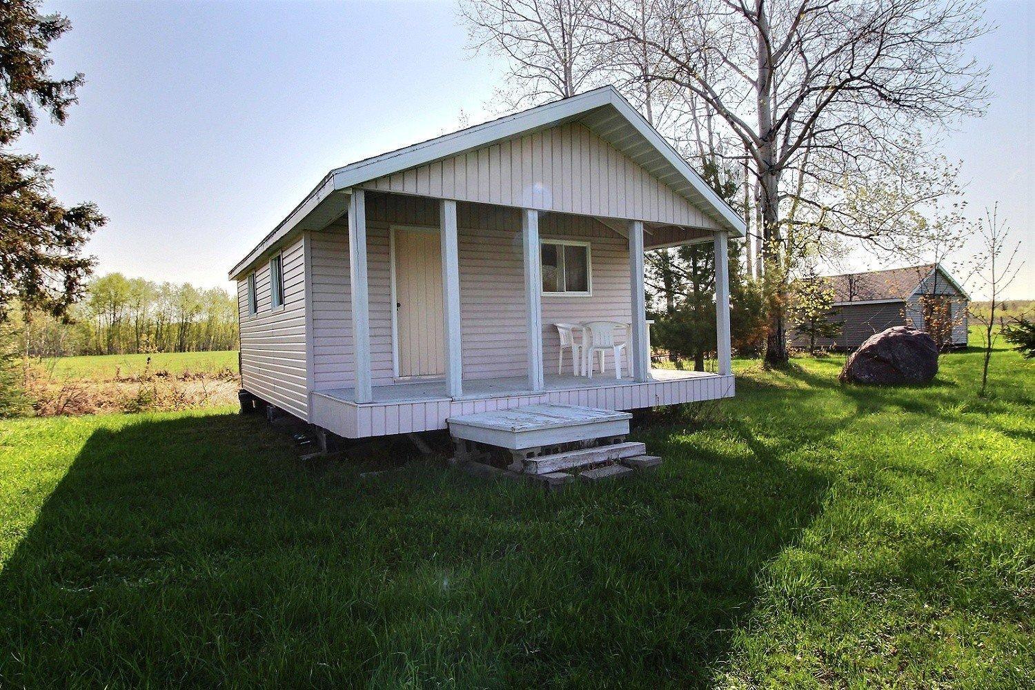 









1


1er-et-2e rang de Baby

,
Laverlochère-Angliers,




QC
J0Z2P0

