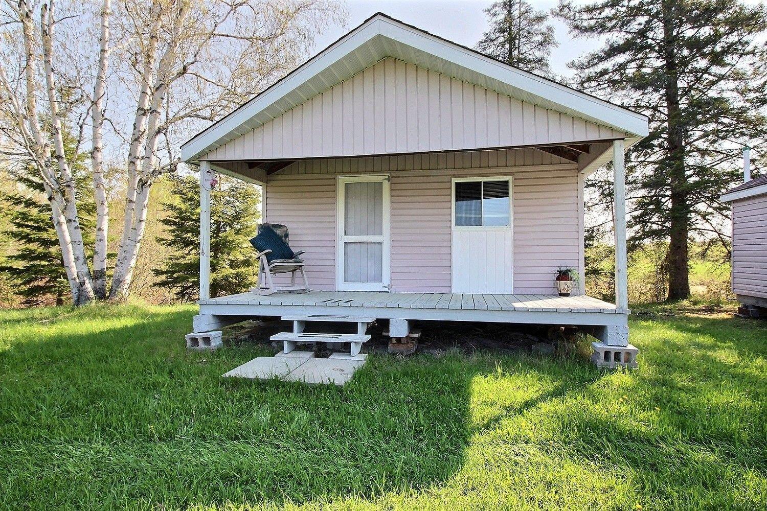 









1


1er-et-2e rang de Baby

,
Laverlochère-Angliers,




QC
J0Z2P0


