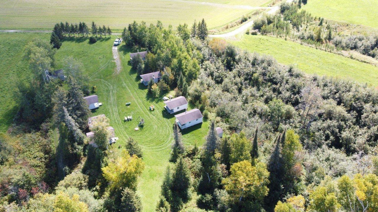 









1


1er-et-2e rang de Baby

,
Laverlochère-Angliers,




QC
J0Z2P0

