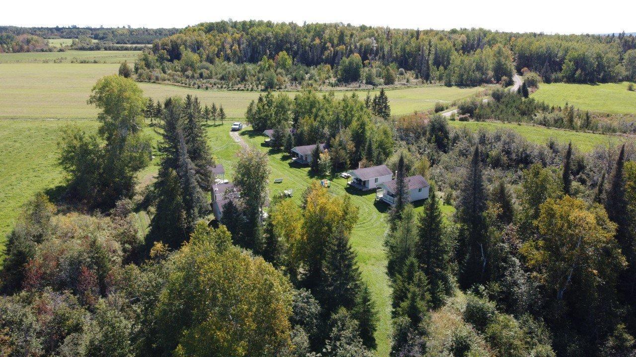 









1


1er-et-2e rang de Baby

,
Laverlochère-Angliers,




QC
J0Z2P0

