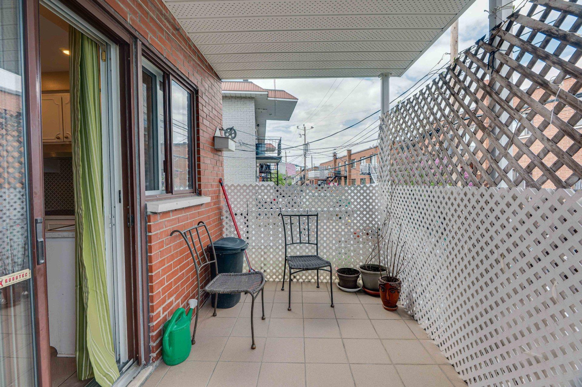 









8195

 - 8197


Rue de l'Aunis

,
Montréal (Saint-Léonard),




QC
H1R2N1

