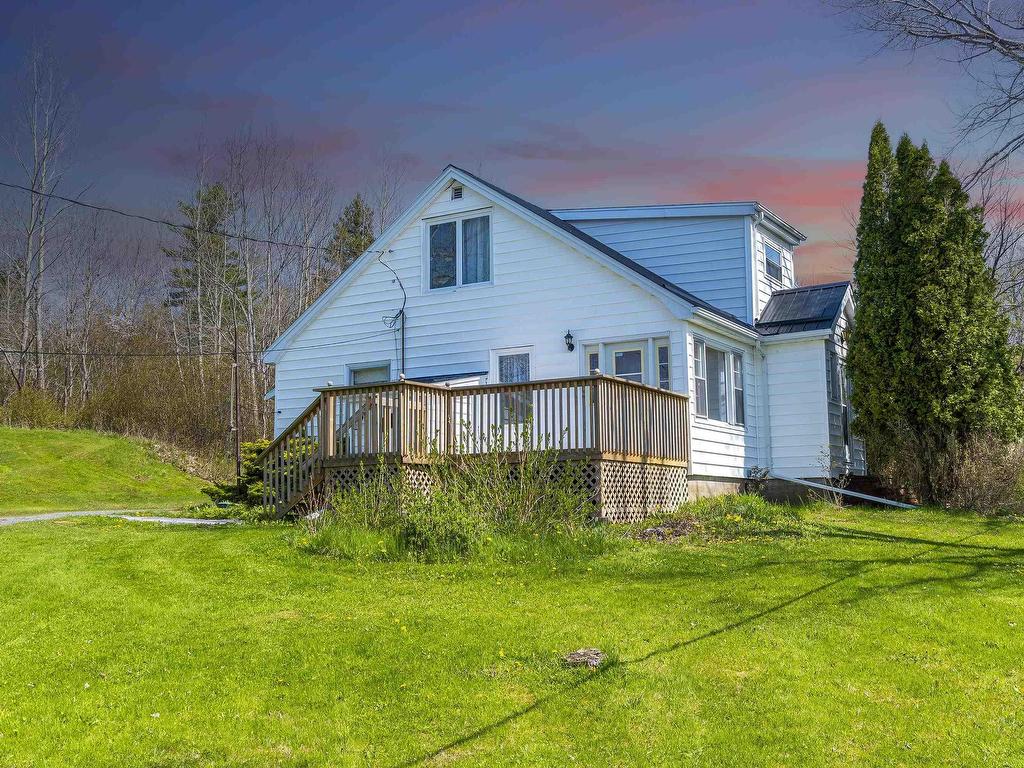 












11 Coldstream Road

,
Gays River,




NS
B0N 2H0

