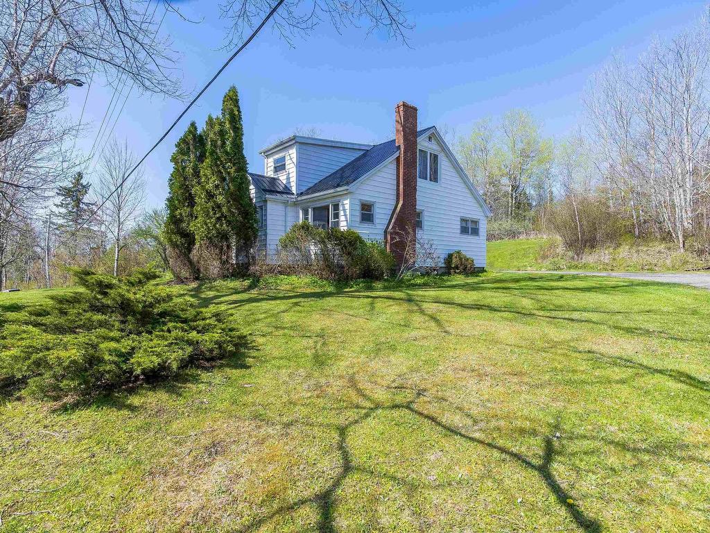 












11 Coldstream Road

,
Gays River,




NS
B0N 2H0

