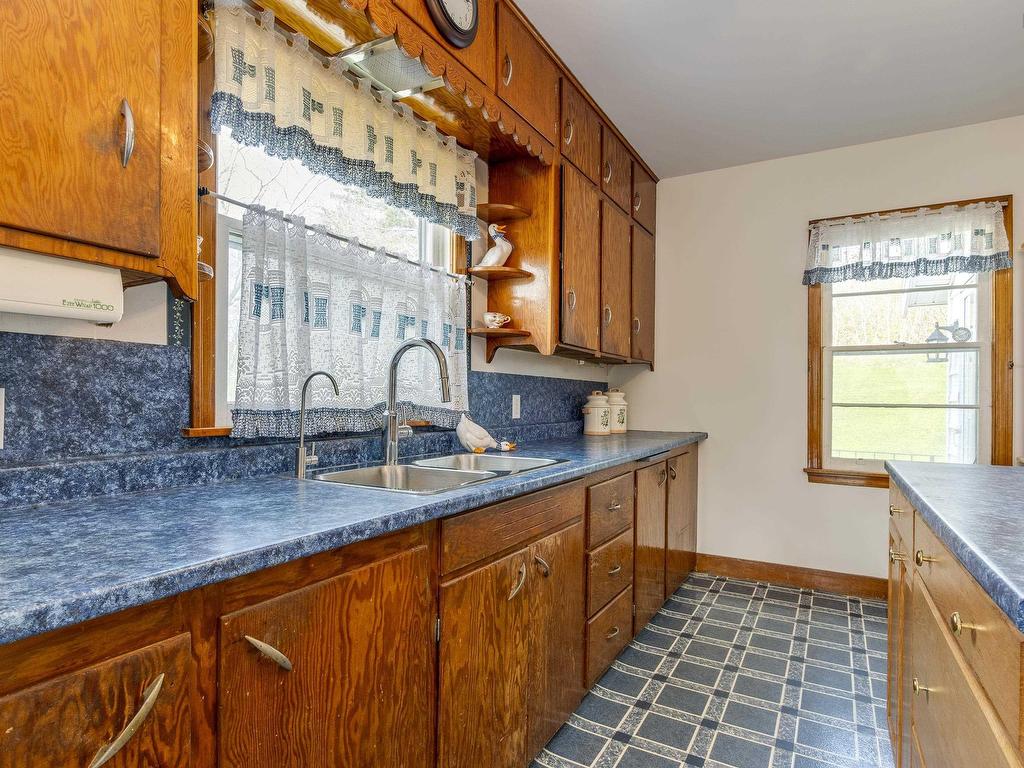 












11 Coldstream Road

,
Gays River,




NS
B0N 2H0

