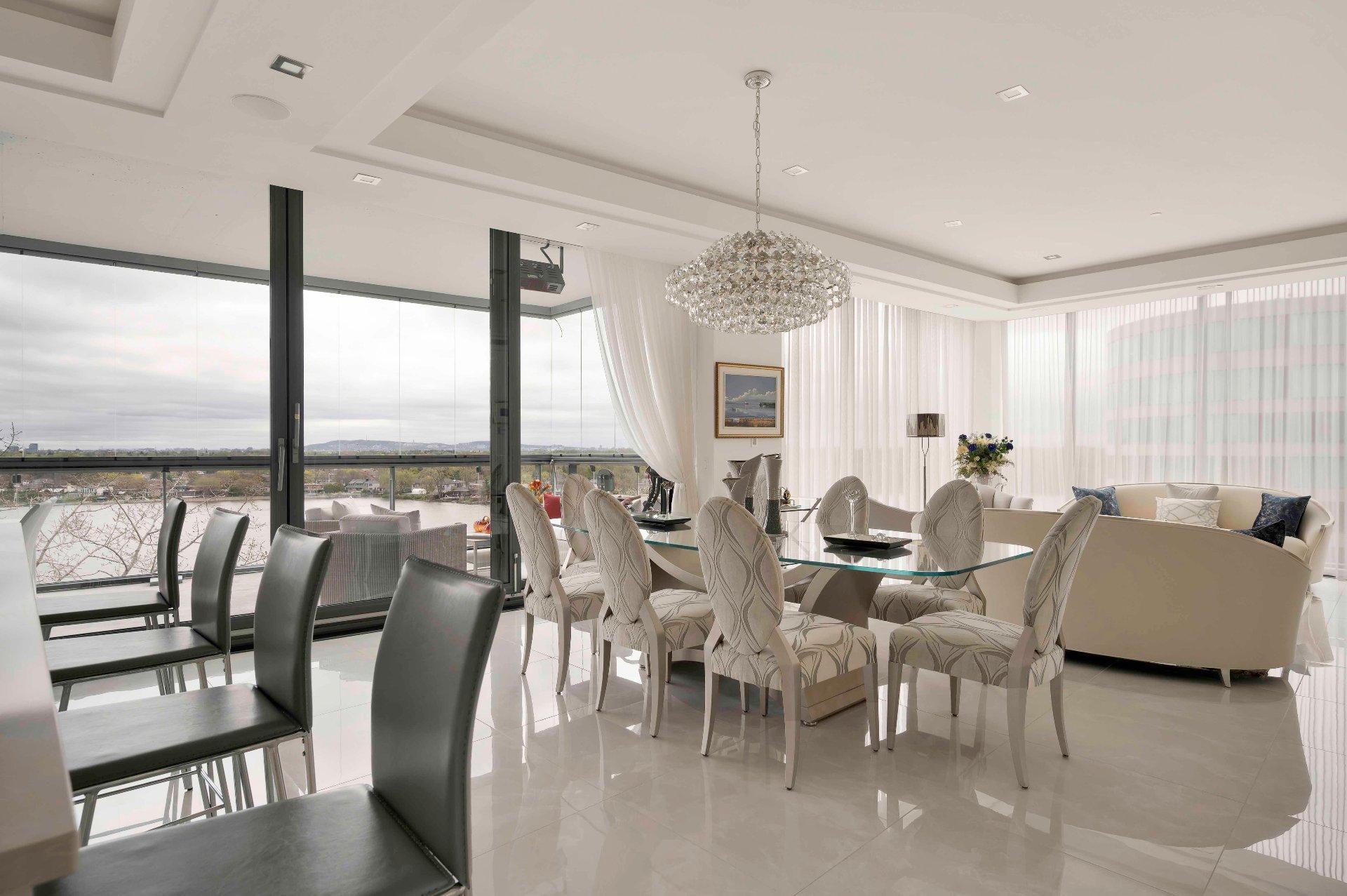 









4400


Prom. Paton

, 801,
Laval (Chomedey),




QC
H7W0K2

