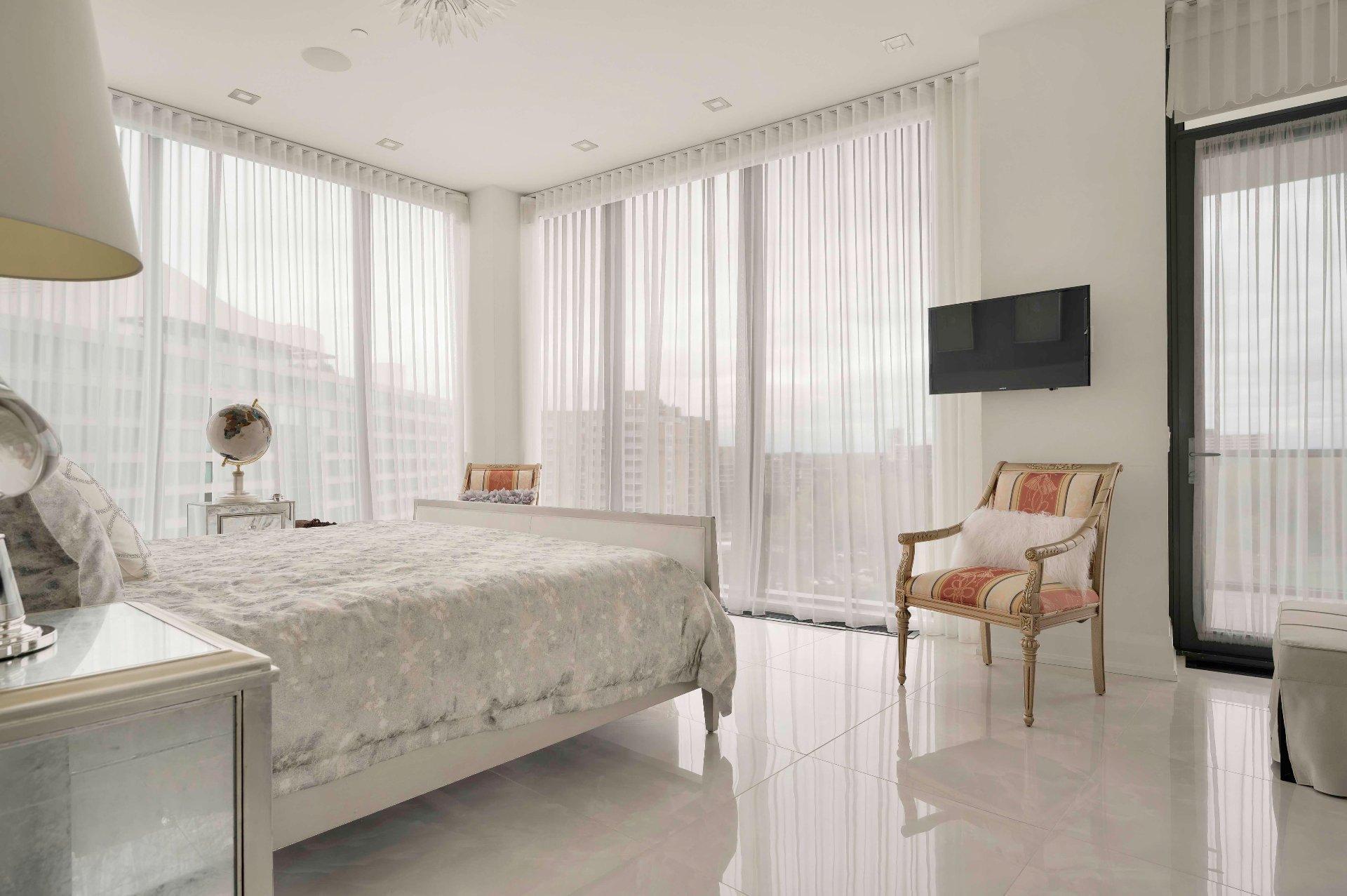 









4400


Prom. Paton

, 801,
Laval (Chomedey),




QC
H7W0K2

