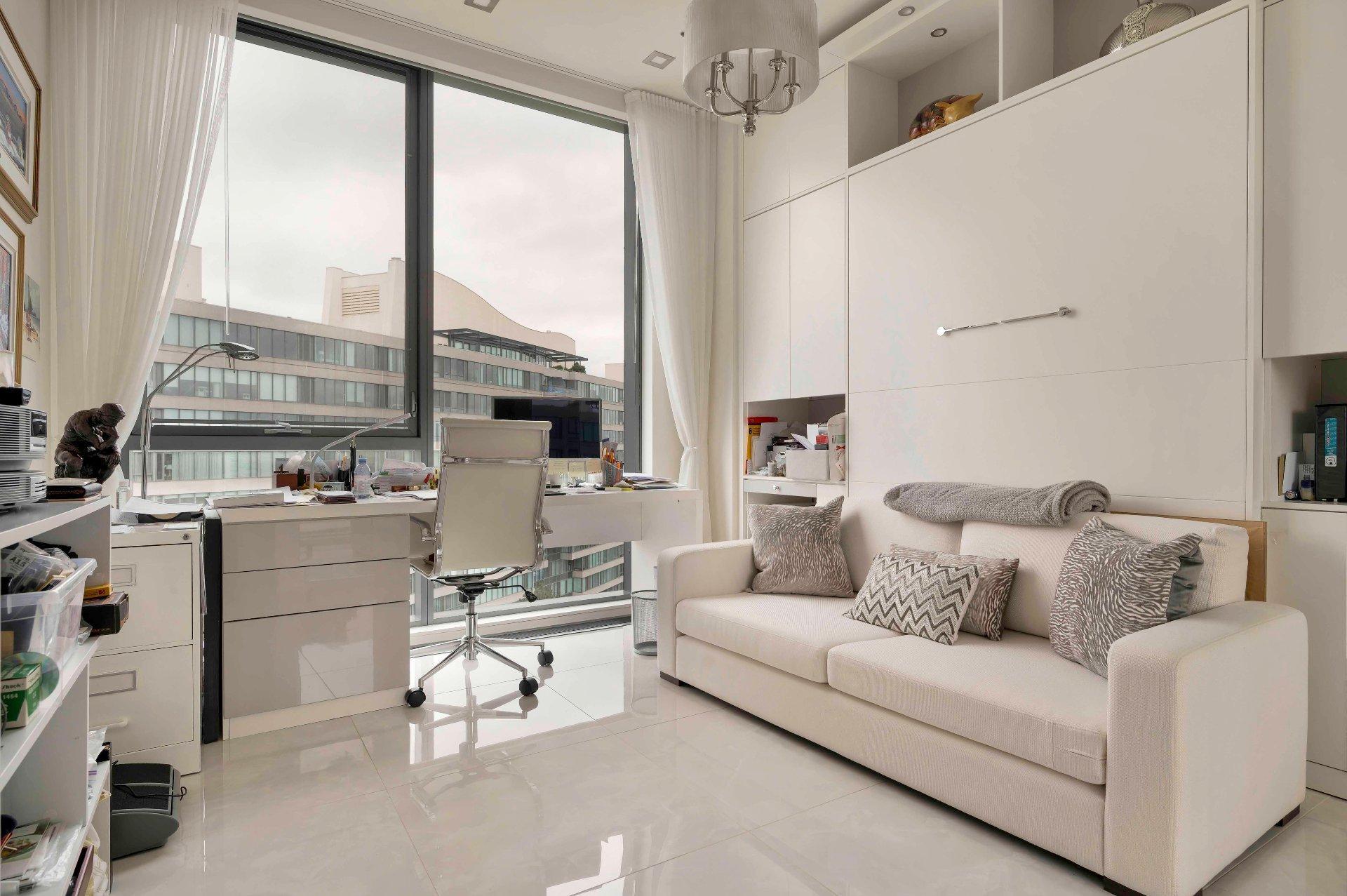 









4400


Prom. Paton

, 801,
Laval (Chomedey),




QC
H7W0K2

