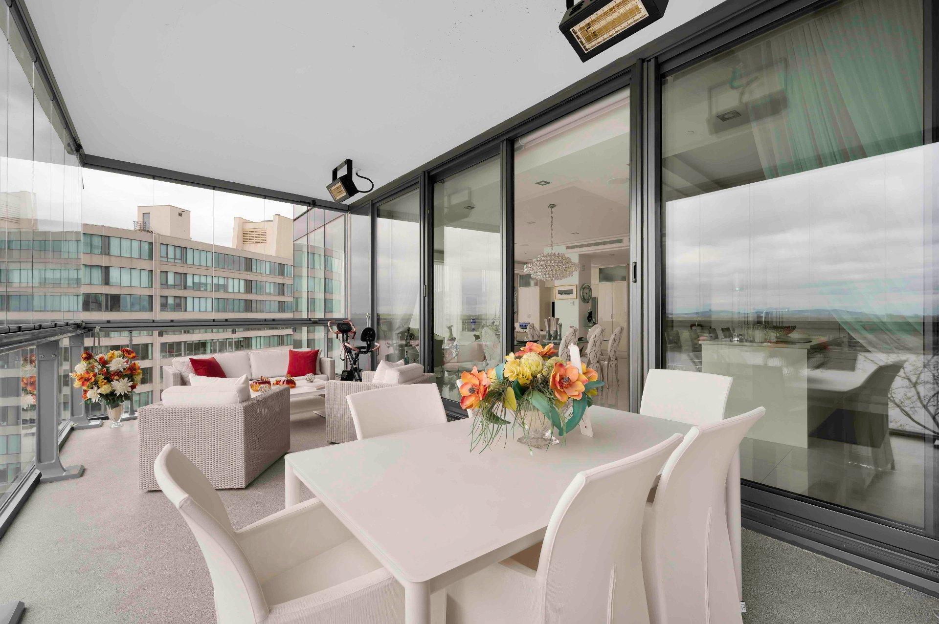 









4400


Prom. Paton

, 801,
Laval (Chomedey),




QC
H7W0K2

