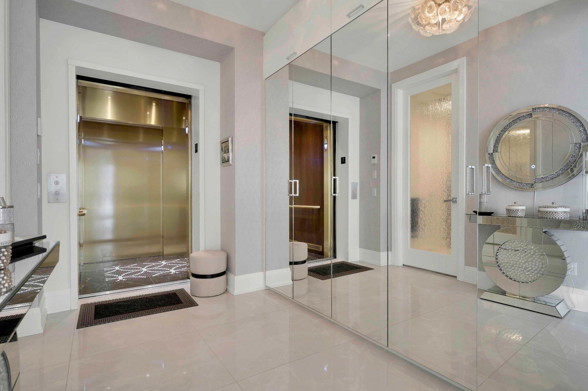 









4400


Prom. Paton

, 801,
Laval (Chomedey),




QC
H7W0K2

