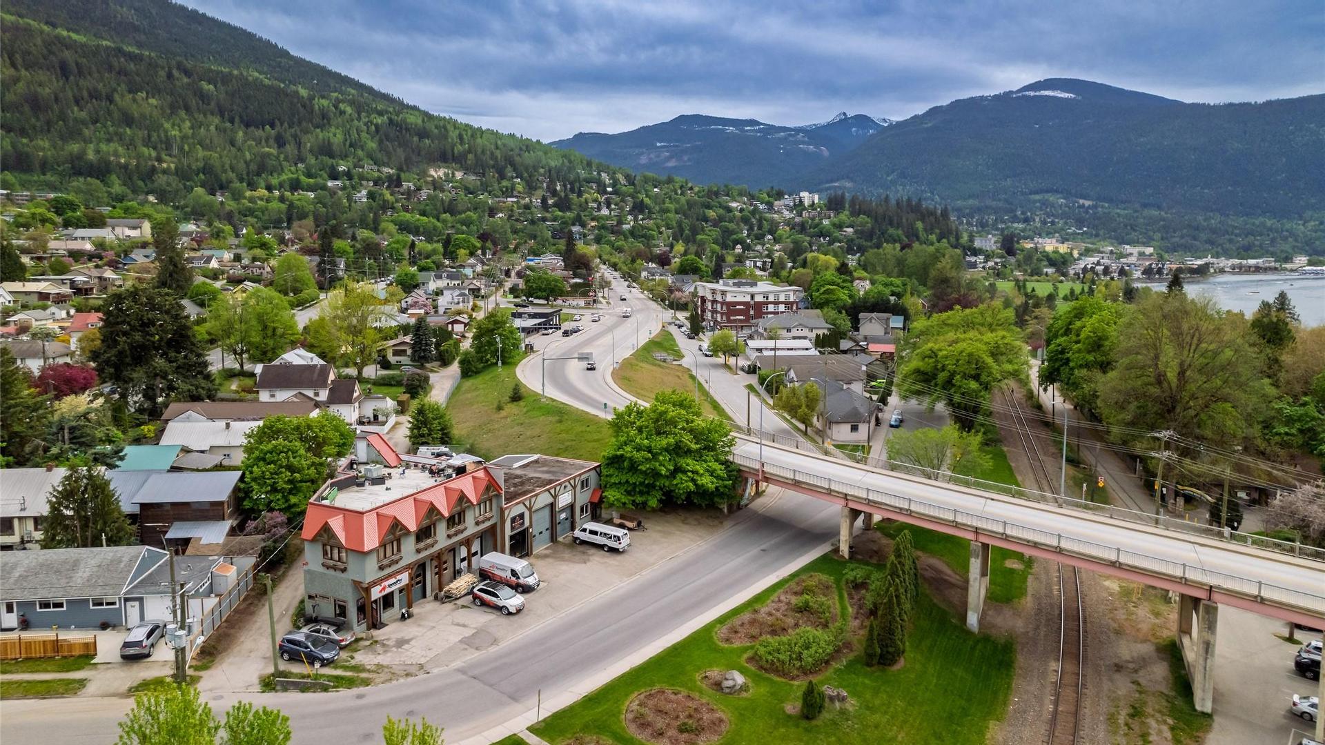 









920


Nelson

Avenue,
Nelson,




BC
V1L 2N9

