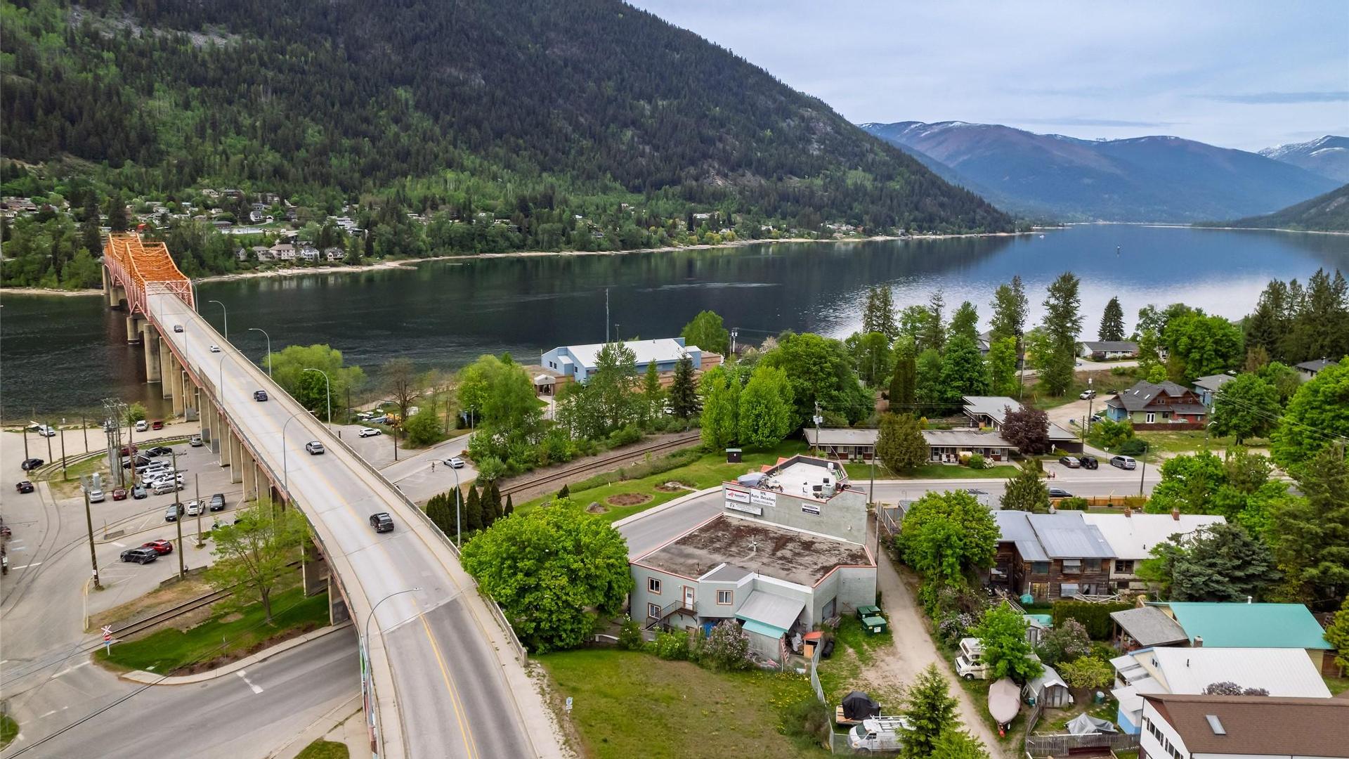 









920


Nelson

Avenue,
Nelson,




BC
V1L 2N9

