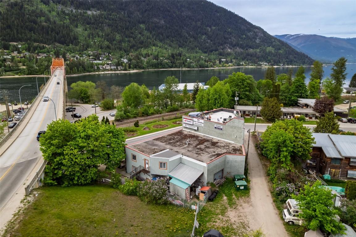 









920


Nelson

Avenue,
Nelson,




BC
V1L 2N9

