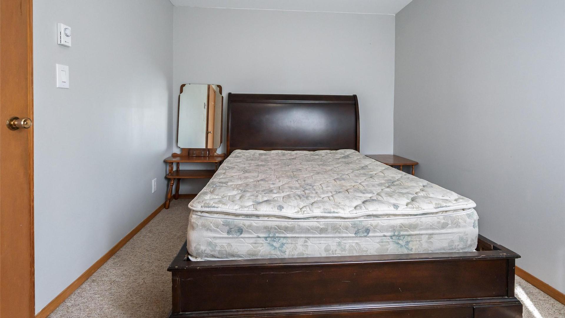 









920


Nelson

Avenue,
Nelson,




BC
V1L 2N9

