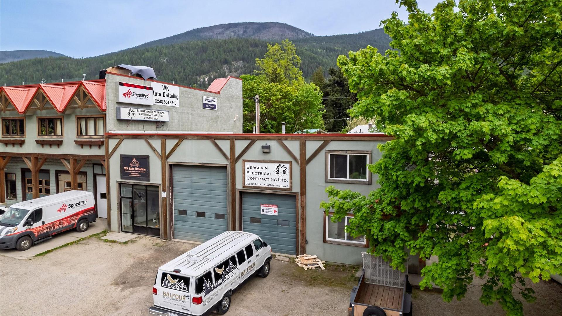 









920


Nelson

Avenue,
Nelson,




BC
V1L 2N9

