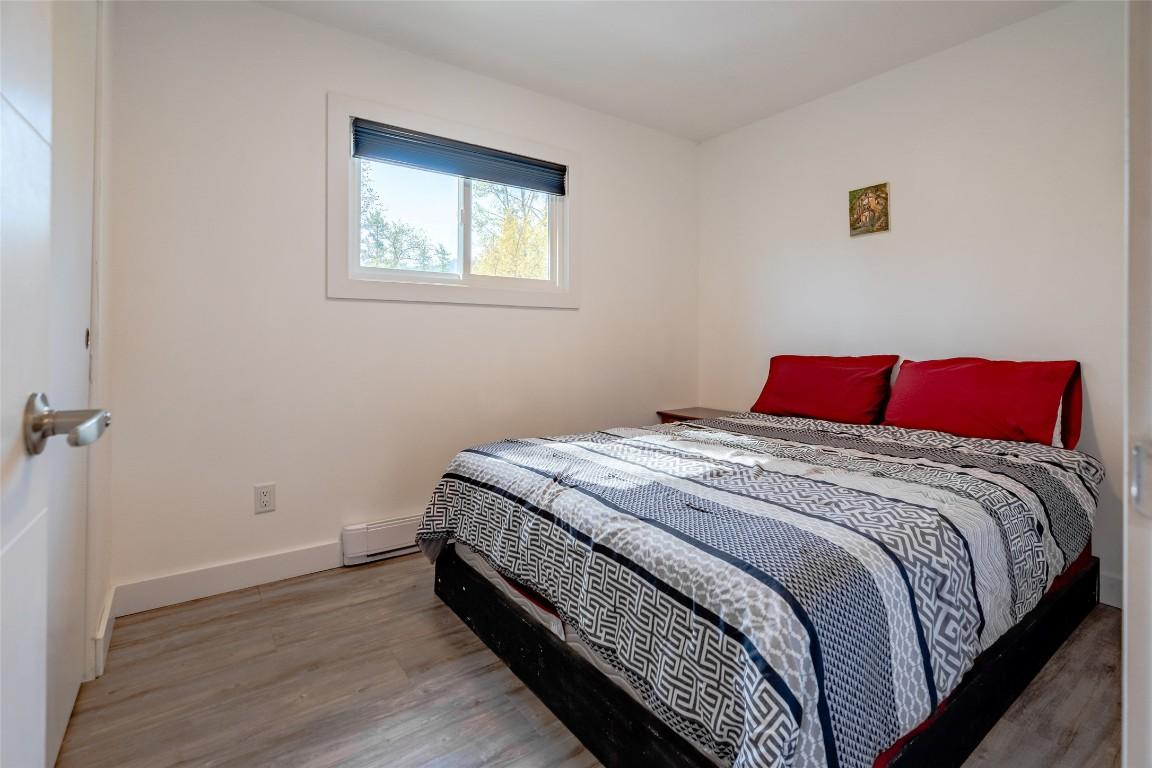 









1810


First

Street,
Fruitvale,




BC
V0G 1L0


