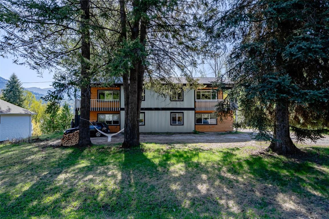 









1810


First

Street,
Fruitvale,




BC
V0G 1L0

