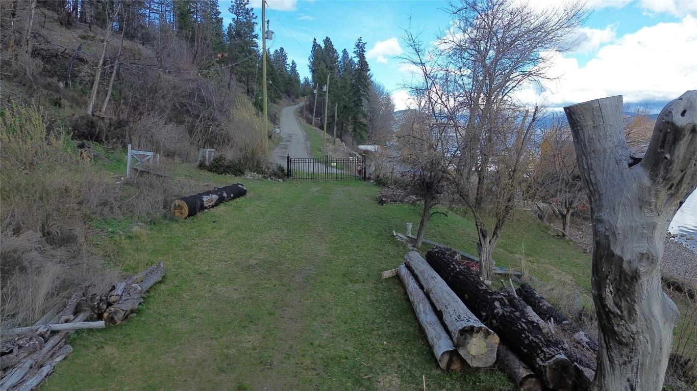 









55,57 & 9284


Killarney/Hodges

Place,
Fintry,




BC
V1H 2C4

