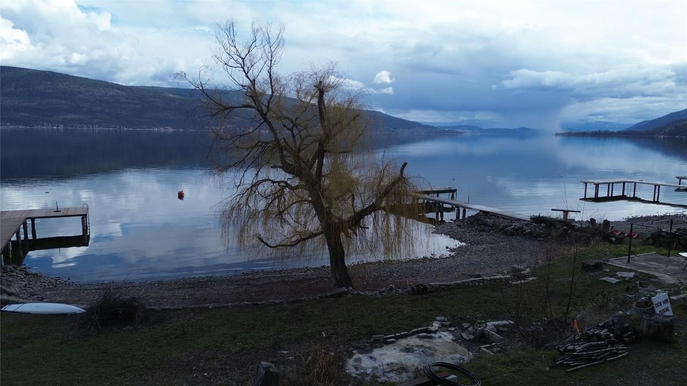 









55,57 & 9284


Killarney/Hodges

Place,
Fintry,







BC
V1H 2C4

