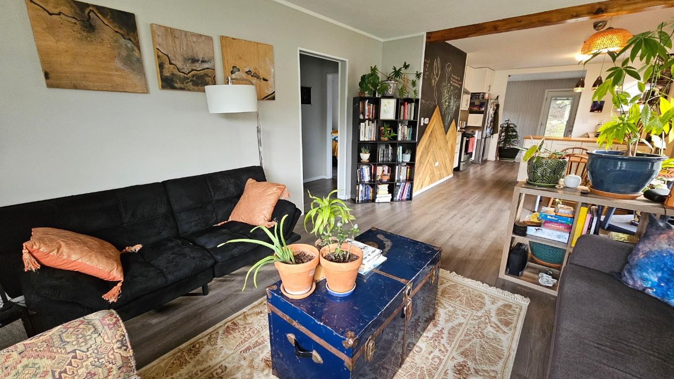 









2445


Warren

Avenue,
Kimberley,




BC
V1A 1T2

