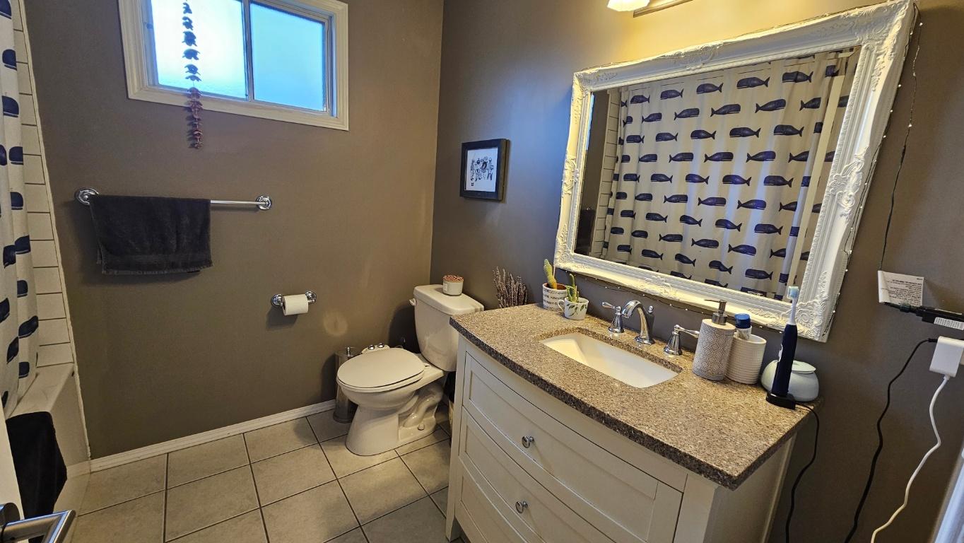









2445


Warren

Avenue,
Kimberley,




BC
V1A 1T2

