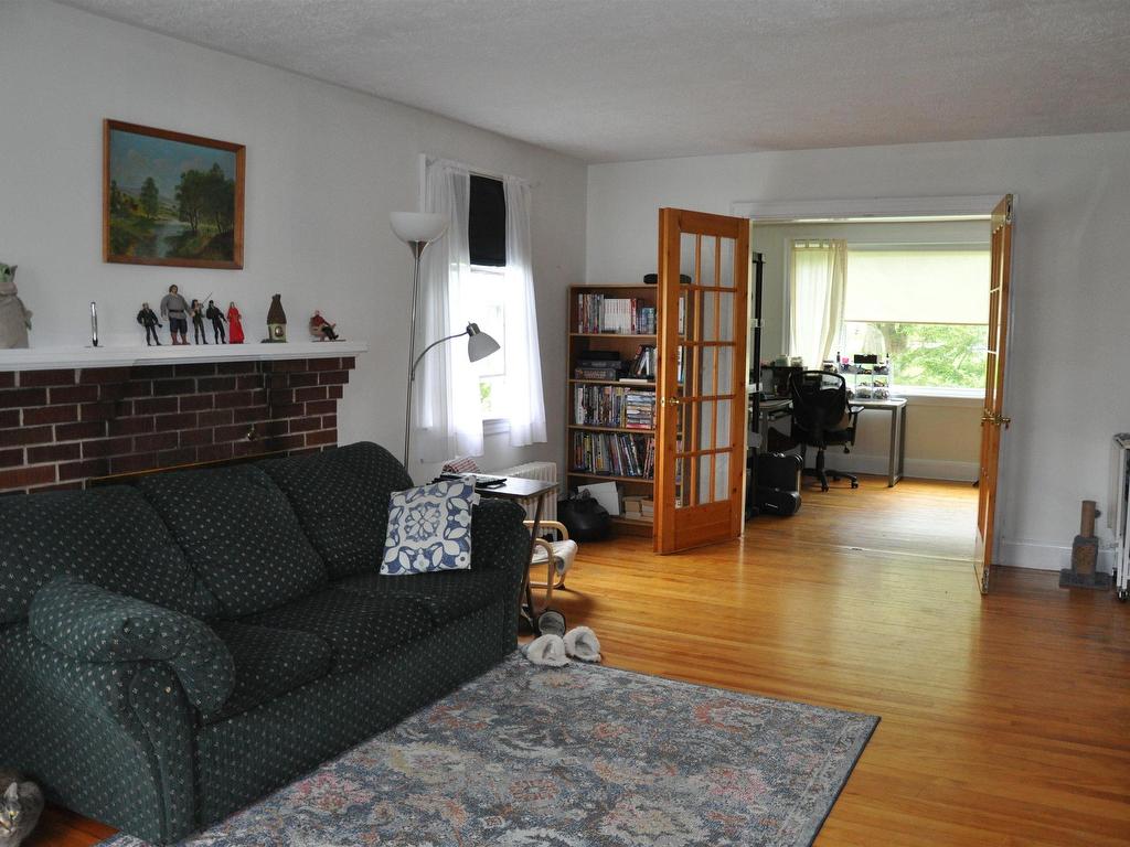 












33 Caldwell Avenue

,
Kentville,




NS
B4N 2C7


