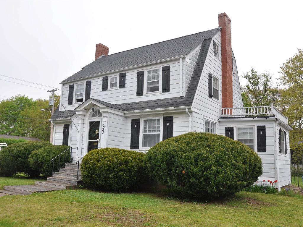 












33 Caldwell Avenue

,
Kentville,




NS
B4N 2C7

