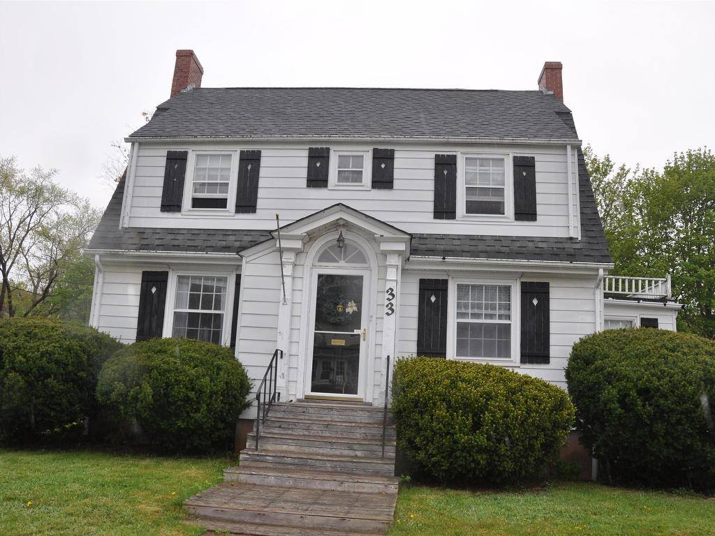 












33 Caldwell Avenue

,
Kentville,




NS
B4N 2C7

