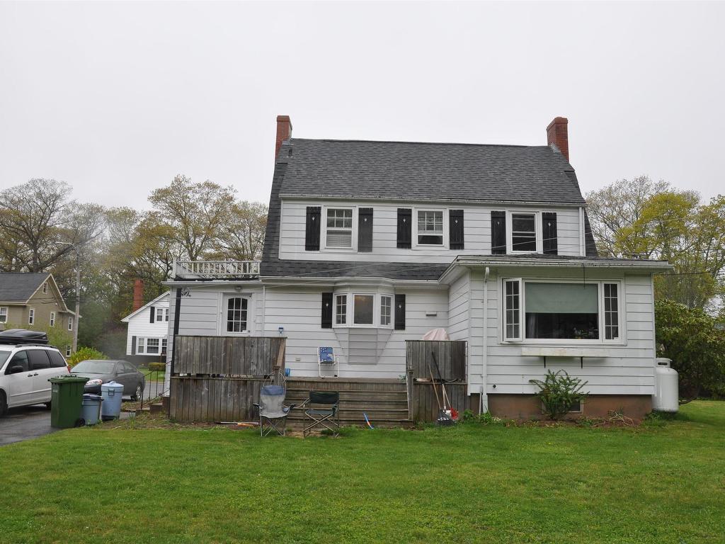 












33 Caldwell Avenue

,
Kentville,




NS
B4N 2C7


