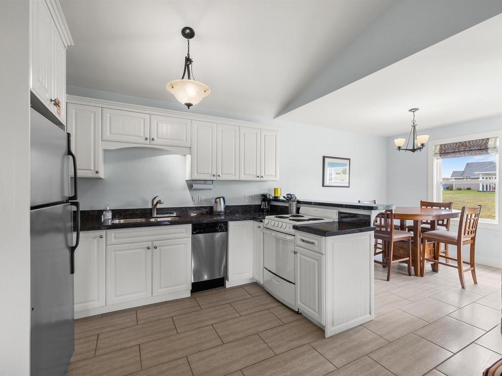 












60 177 Schoolhouse Lane

,
Stanley Bridge,




PE
C0A 1E0

