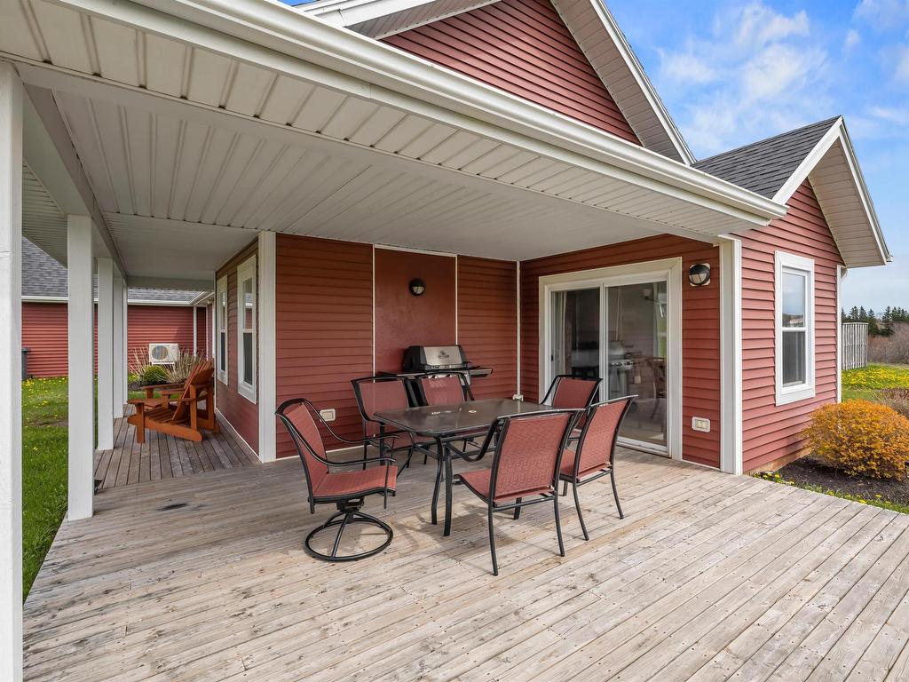 












60 177 Schoolhouse Lane

,
Stanley Bridge,




PE
C0A 1E0

