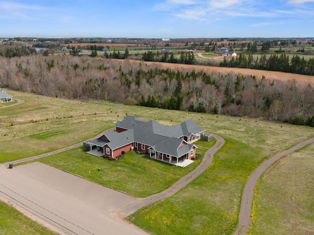 












60 177 Schoolhouse Lane

,
Stanley Bridge,




PE
C0A 1E0

