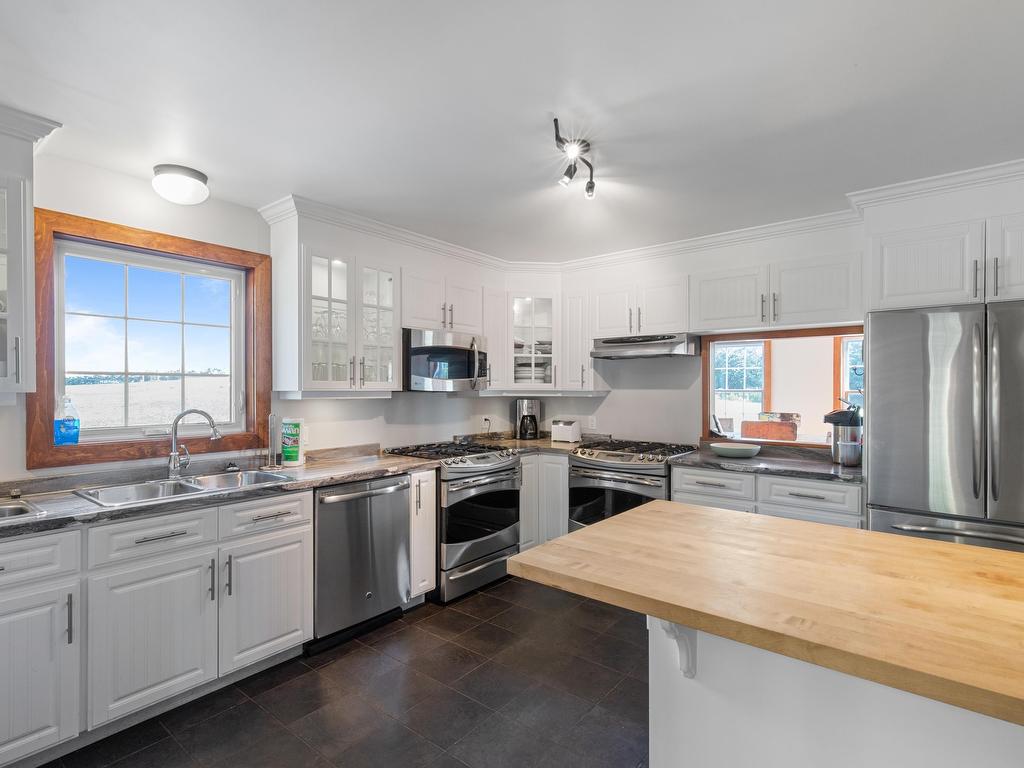












60 177 Schoolhouse Lane

,
Stanley Bridge,




PE
C0A 1E0

