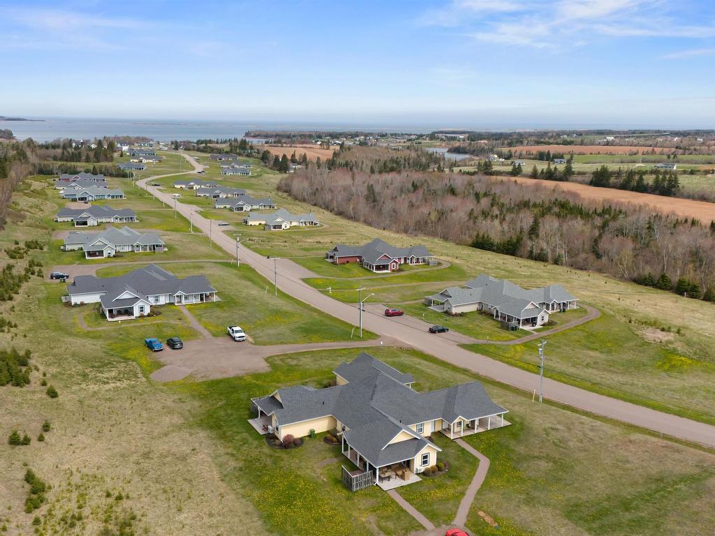 












60 177 Schoolhouse Lane

,
Stanley Bridge,




PE
C0A 1E0

