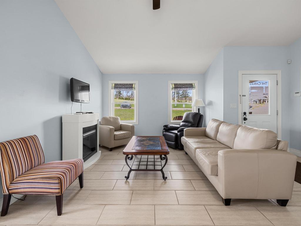 












60 177 Schoolhouse Lane

,
Stanley Bridge,




PE
C0A 1E0

