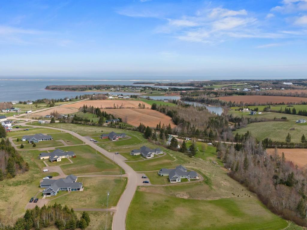 












60 177 Schoolhouse Lane

,
Stanley Bridge,




PE
C0A 1E0

