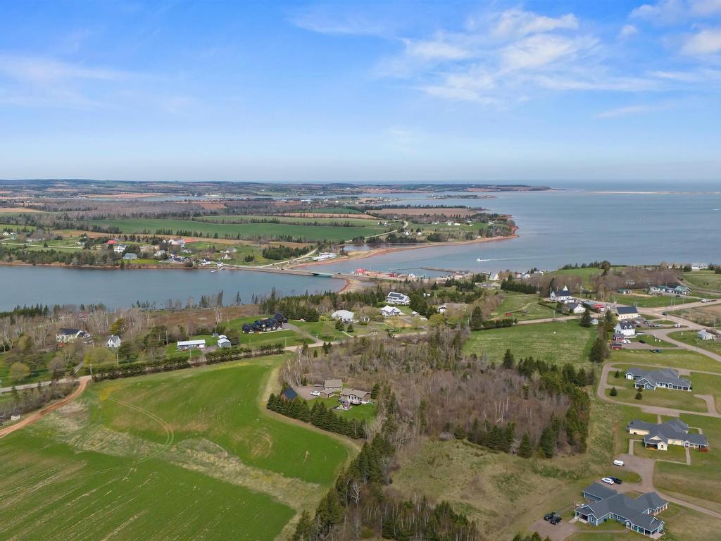 












60 177 Schoolhouse Lane

,
Stanley Bridge,




PE
C0A 1E0


