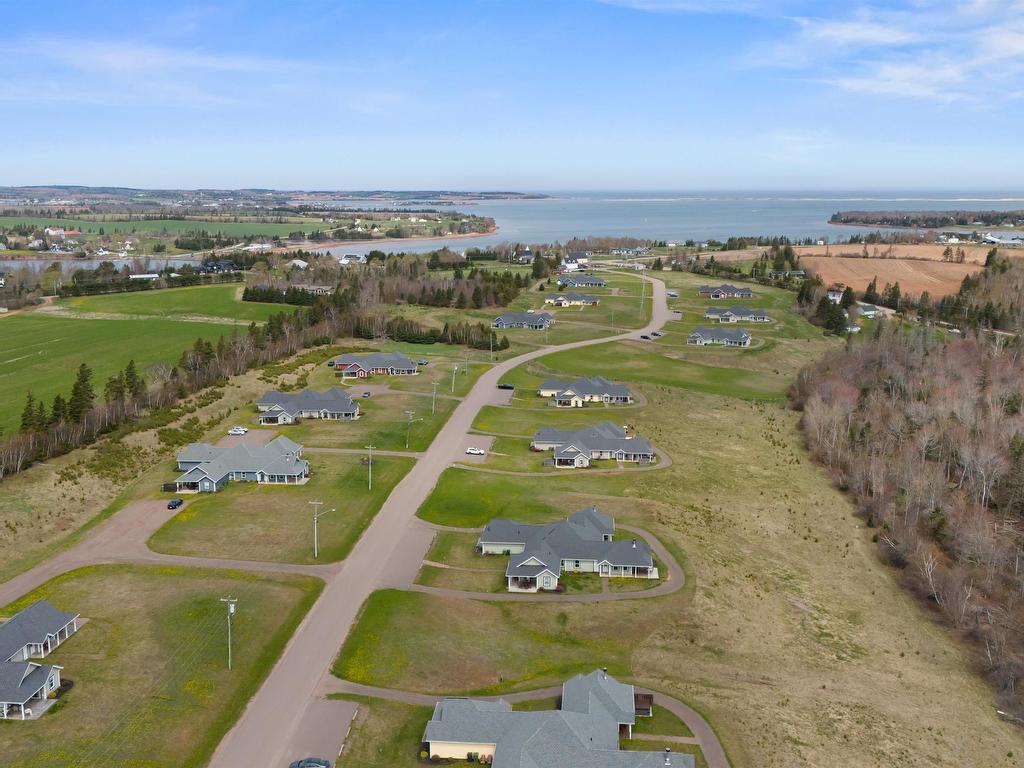












60 177 Schoolhouse Lane

,
Stanley Bridge,




PE
C0A 1E0

