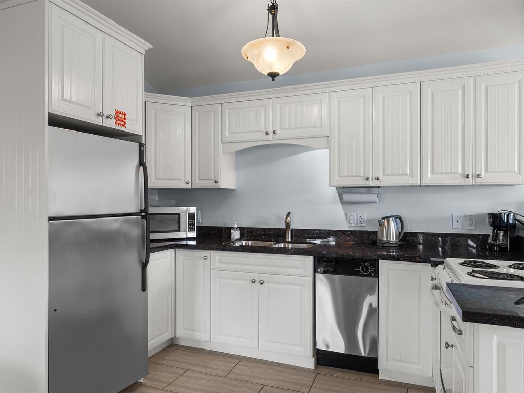 












60 177 Schoolhouse Lane

,
Stanley Bridge,




PE
C0A 1E0

