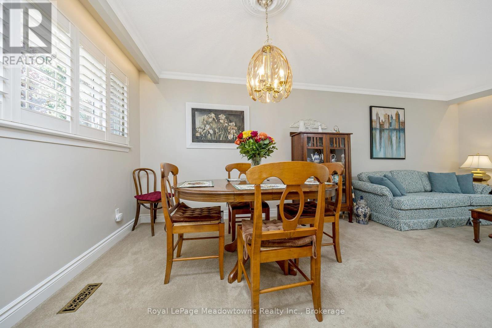 












391 HIGHSIDE DRIVE

,
Milton (OM Old Milton),




Ontario
L9T1W9

