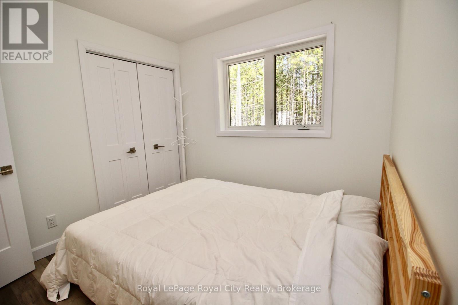 












134 MAPLE GOLF CRESCENT

,
Northern Bruce Peninsula,




Ontario
N0H2R0

