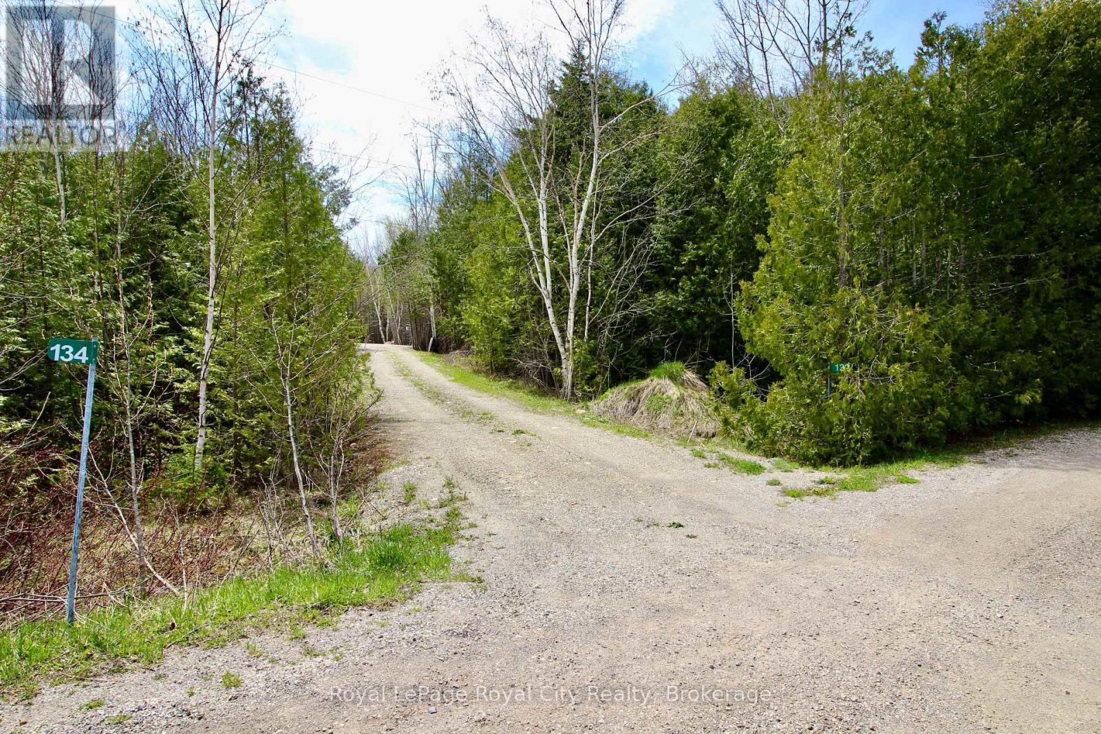 












134 MAPLE GOLF CRESCENT

,
Northern Bruce Peninsula,




Ontario
N0H2R0

