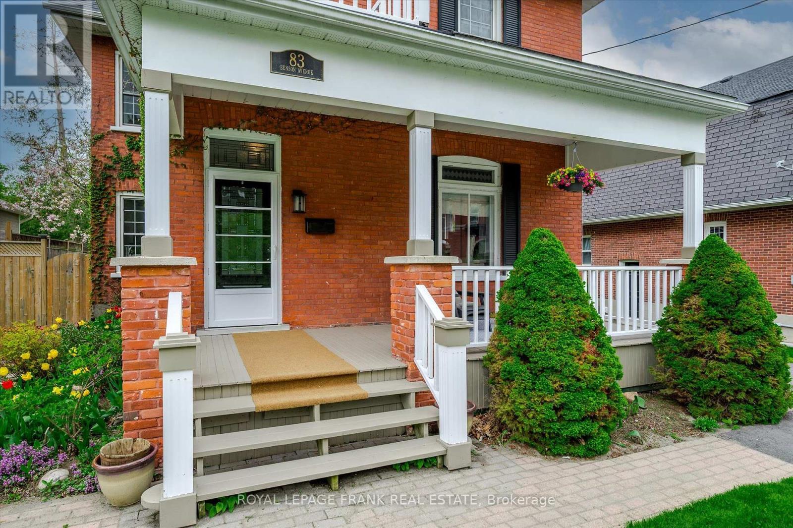 












83 BENSON AVENUE

,
Peterborough North (South),




Ontario
K9H5X8

