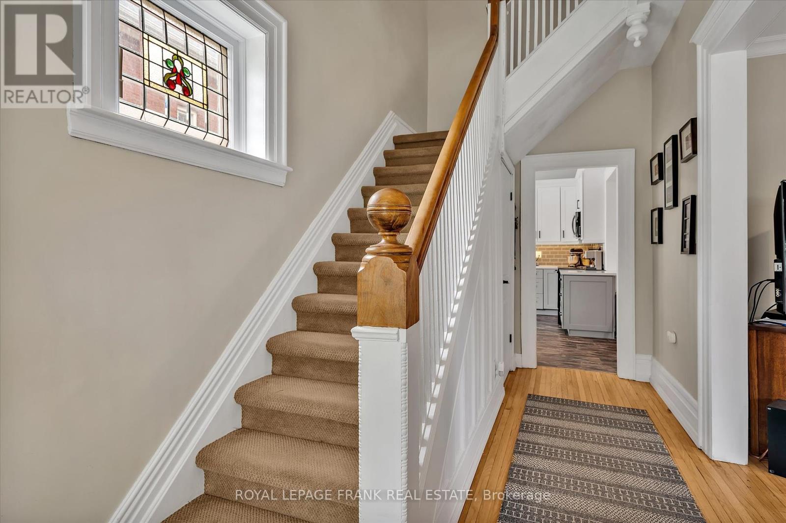 












83 BENSON AVENUE

,
Peterborough North (South),




Ontario
K9H5X8

