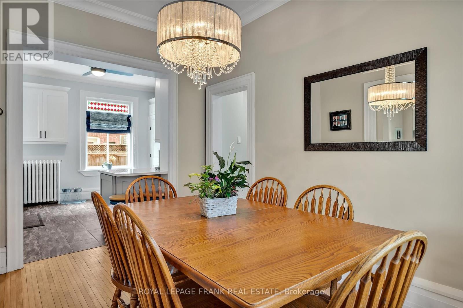












83 BENSON AVENUE

,
Peterborough North (South),




Ontario
K9H5X8


