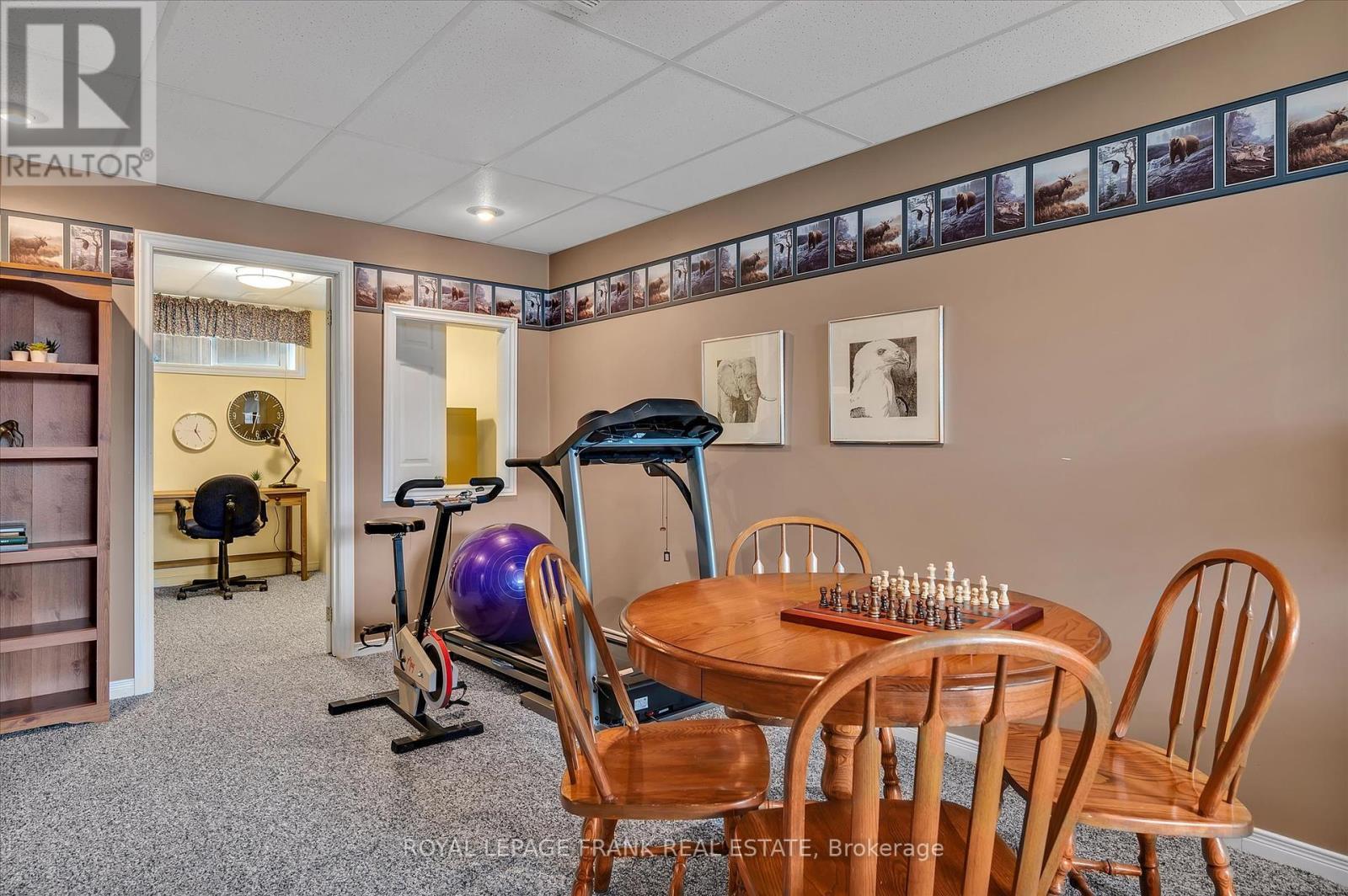 












2114 EASTHILL DRIVE

,
Peterborough East (South),




Ontario
K9L1Y8

