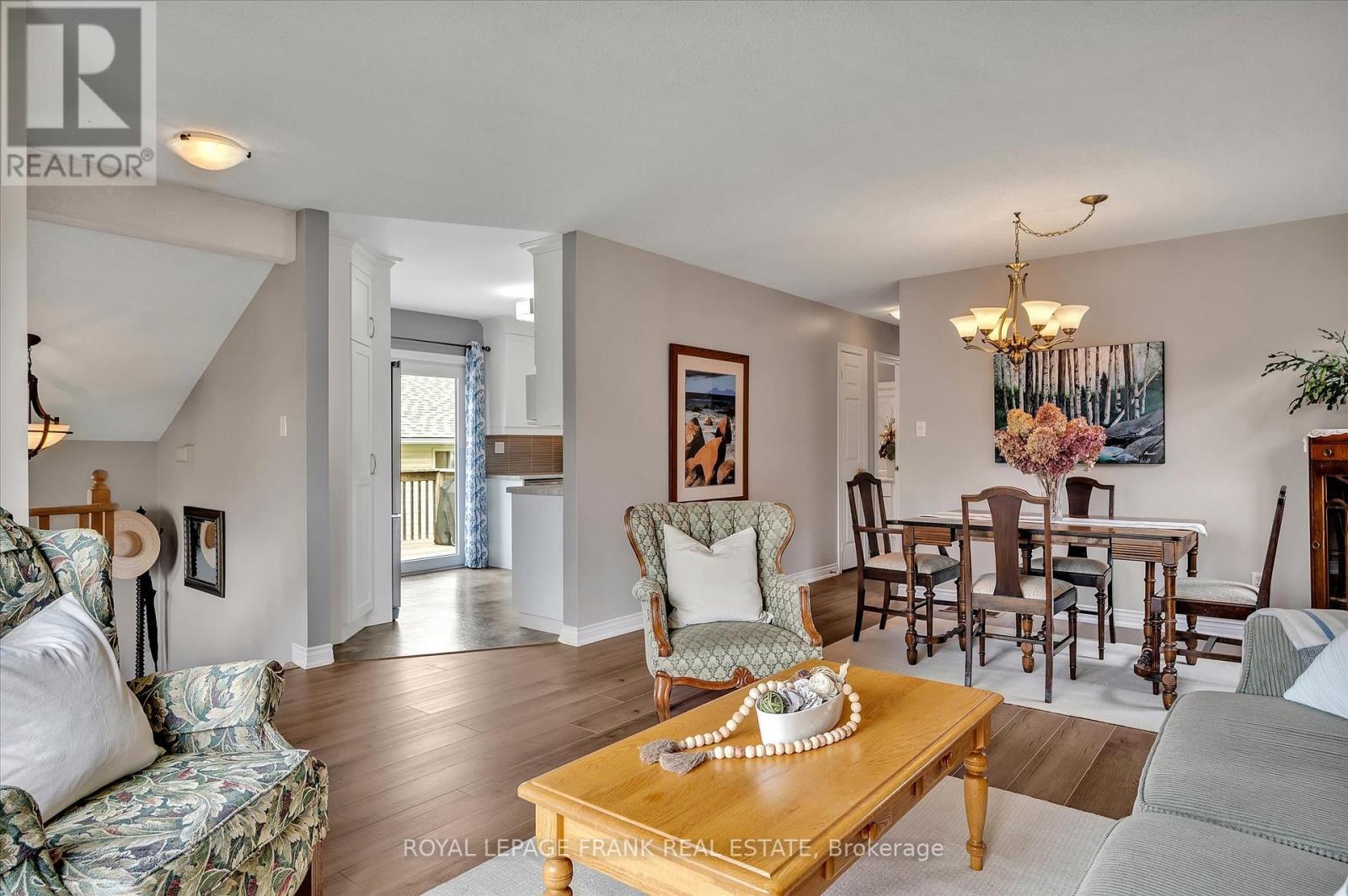 












2114 EASTHILL DRIVE

,
Peterborough East (South),




Ontario
K9L1Y8

