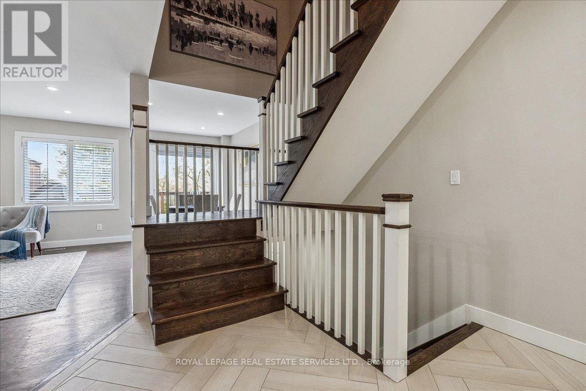 












10 - 2250 ROCKINGHAM DRIVE

,
Oakville,




Ontario
L6H6J3

