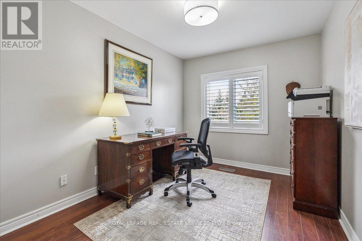 












10 - 2250 ROCKINGHAM DRIVE

,
Oakville,




Ontario
L6H6J3

